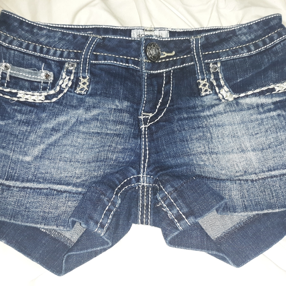 Daytrip jean shorts